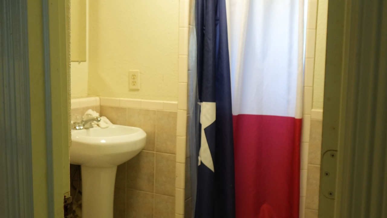 Photo of Bathroom in Rio Hondo