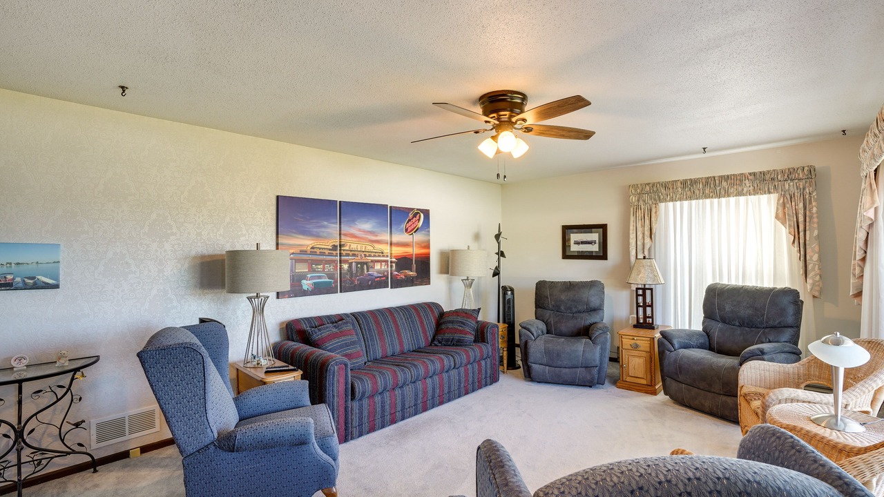 Photo of Livingroom in McClusky