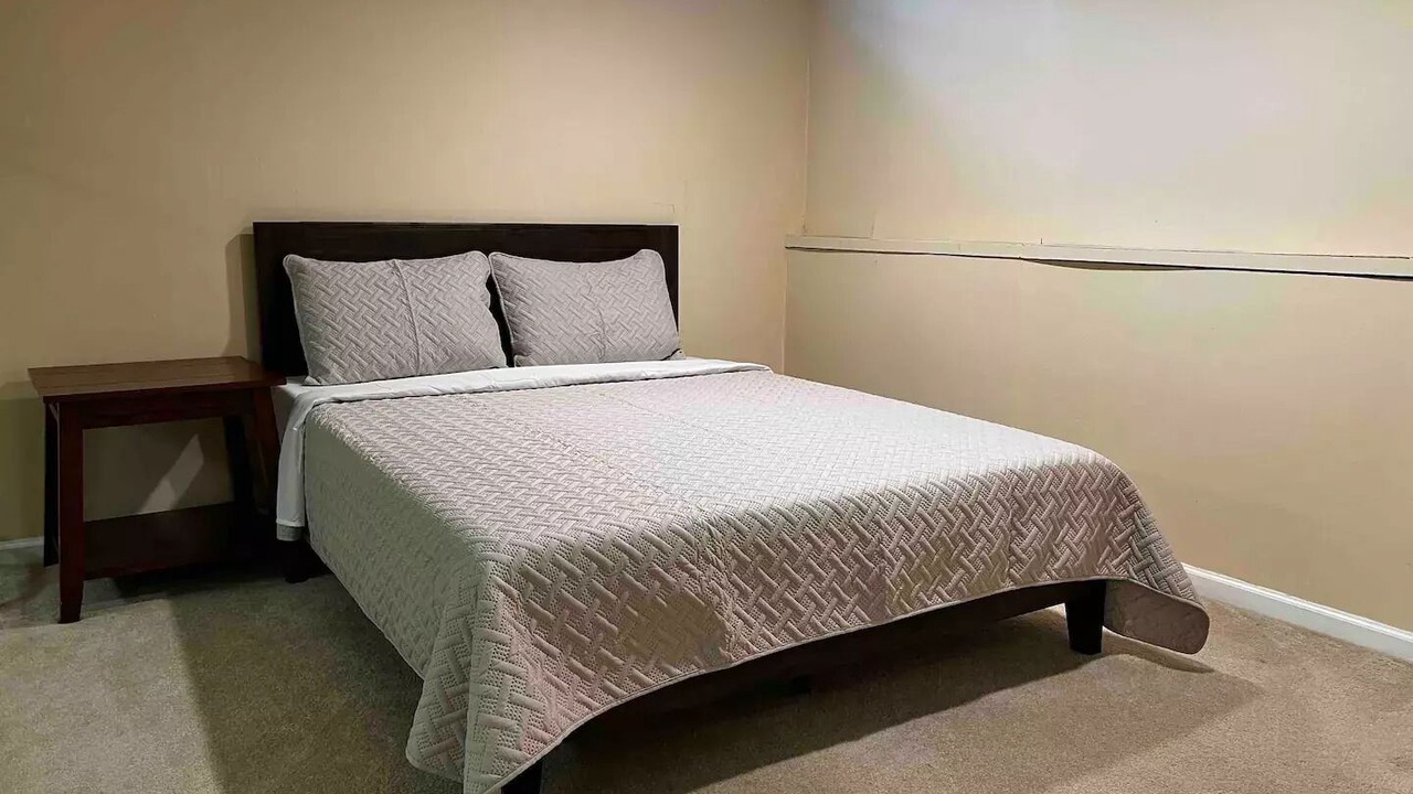 Photo of Bedroom in Troy