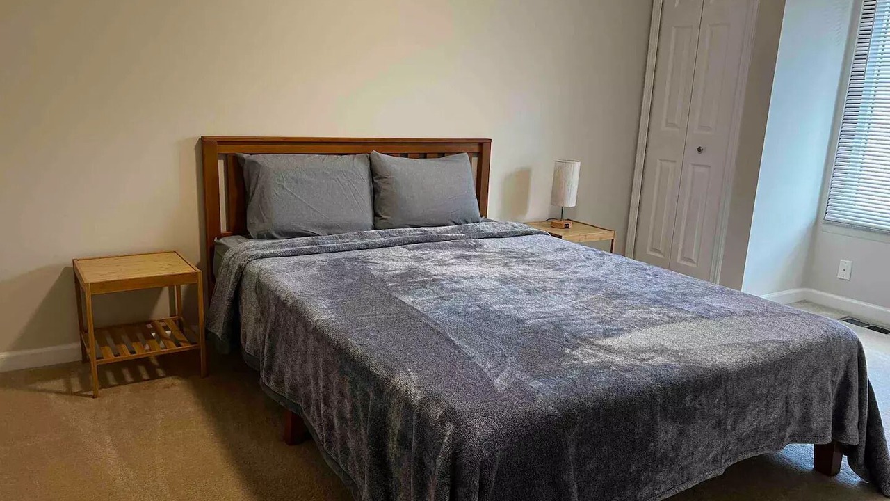 Photo of Bedroom in Troy