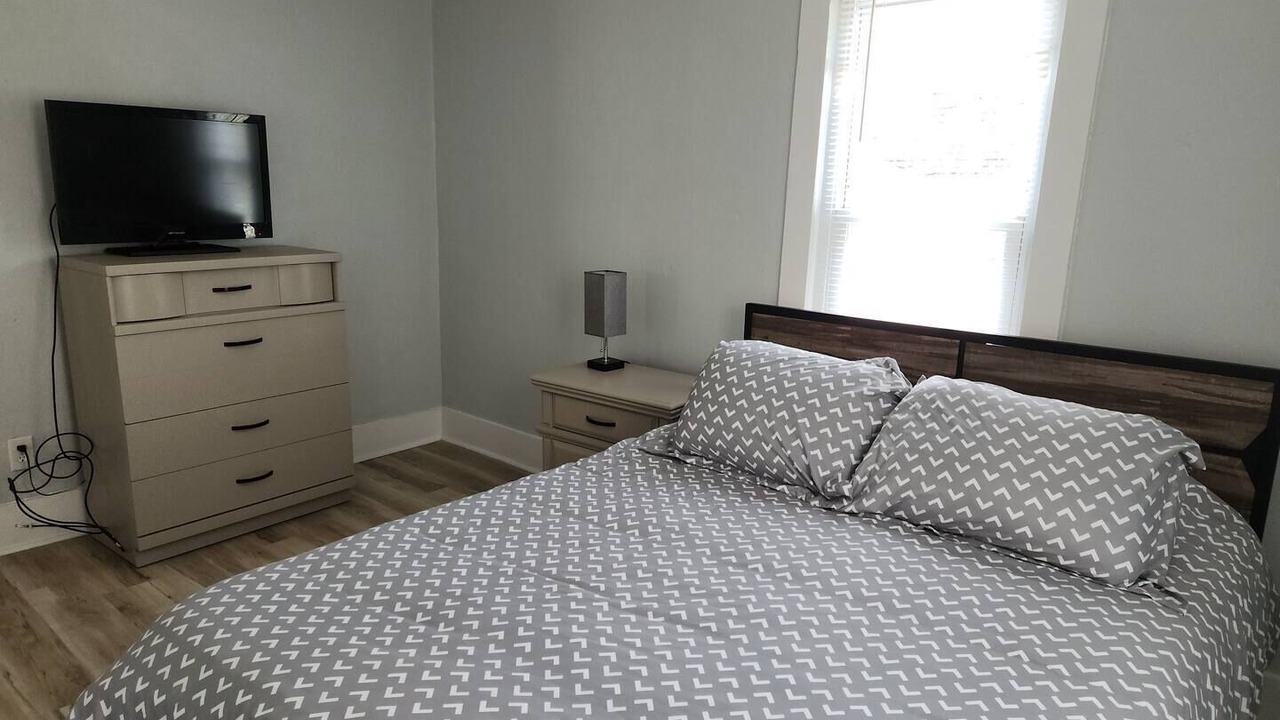 Photo of Bedroom in Niles