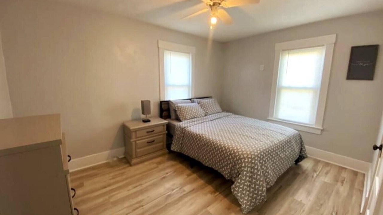 Photo of Bedroom in Niles
