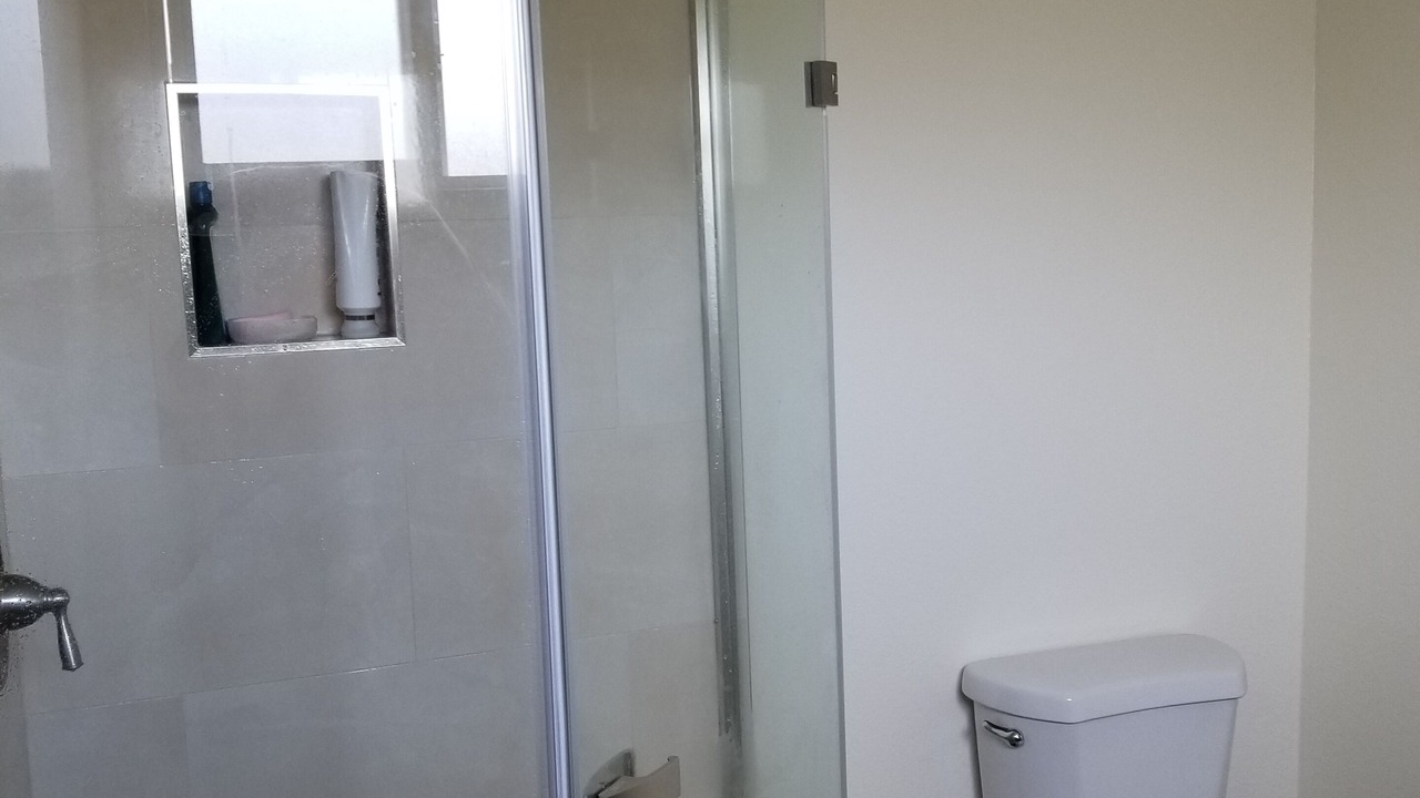 Photo of Bathroom in Harbor