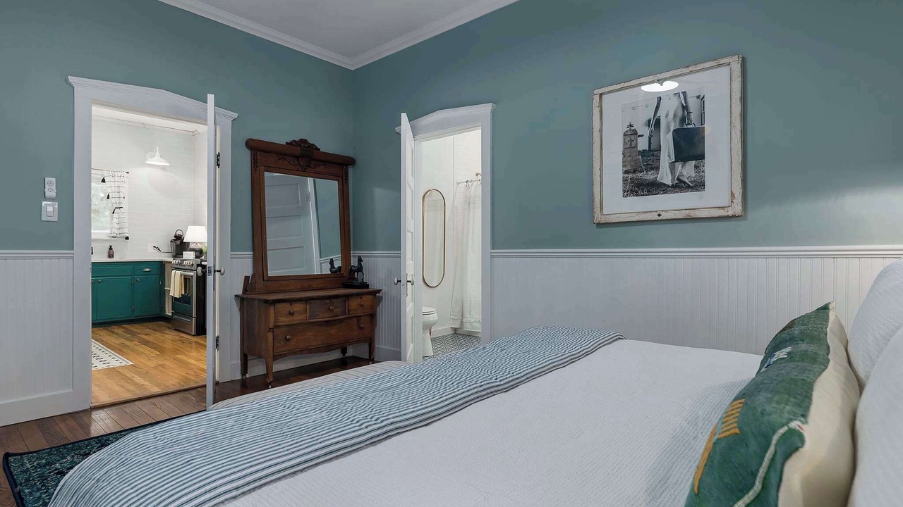 Photo of Bedroom in Stonewall