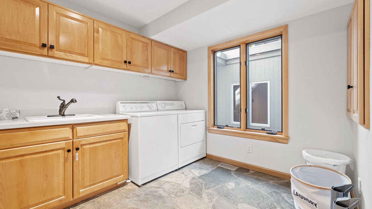 Photo of Bedroom in Teton Pines