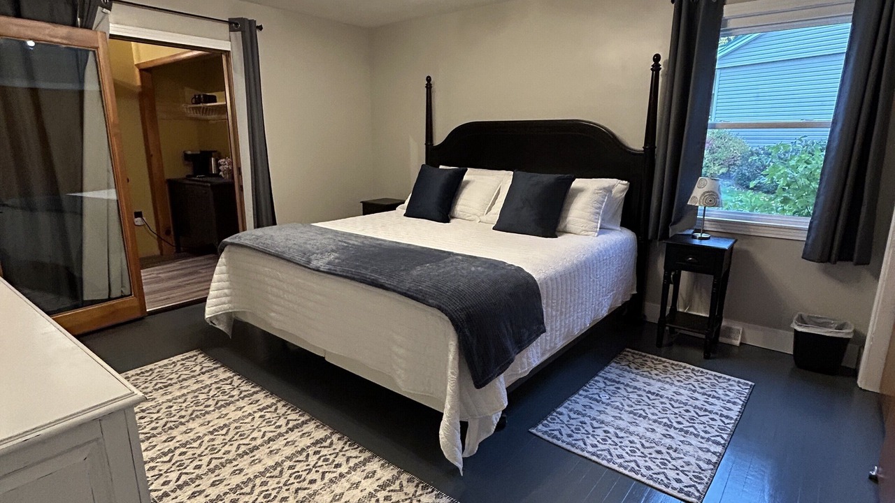 Photo of Bedroom in Houserville