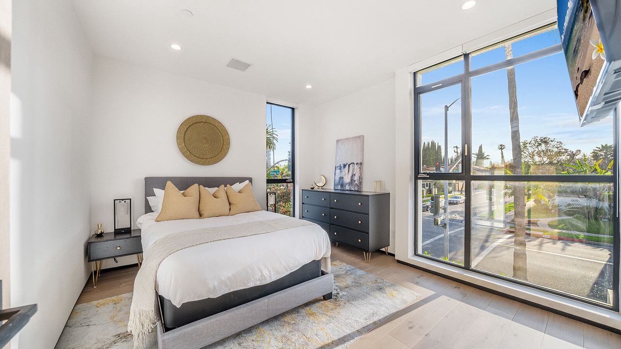 Photo of Bedroom in Beverly Hills