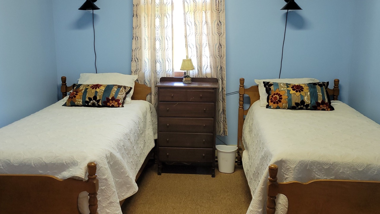 Photo of Bedroom in Oak Harbor