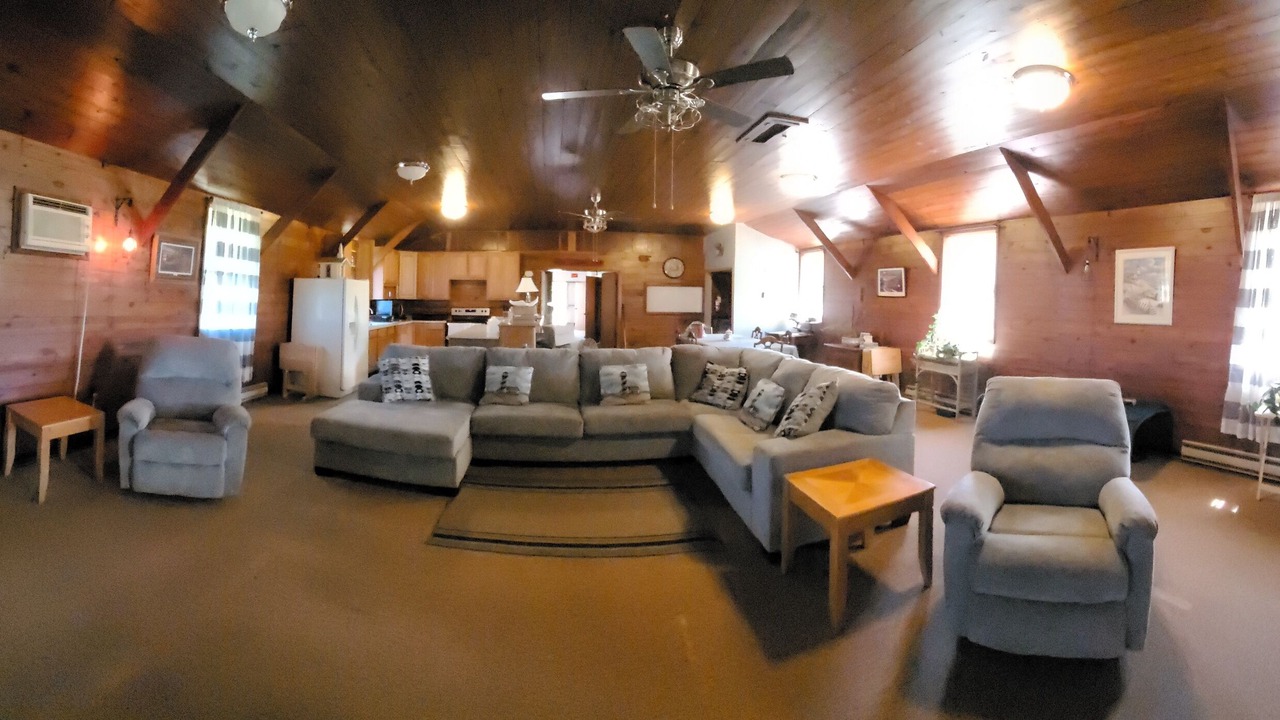 Photo of Livingroom in Oak Harbor