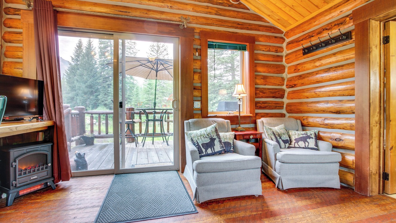Photo of Livingroom in Silver Gate