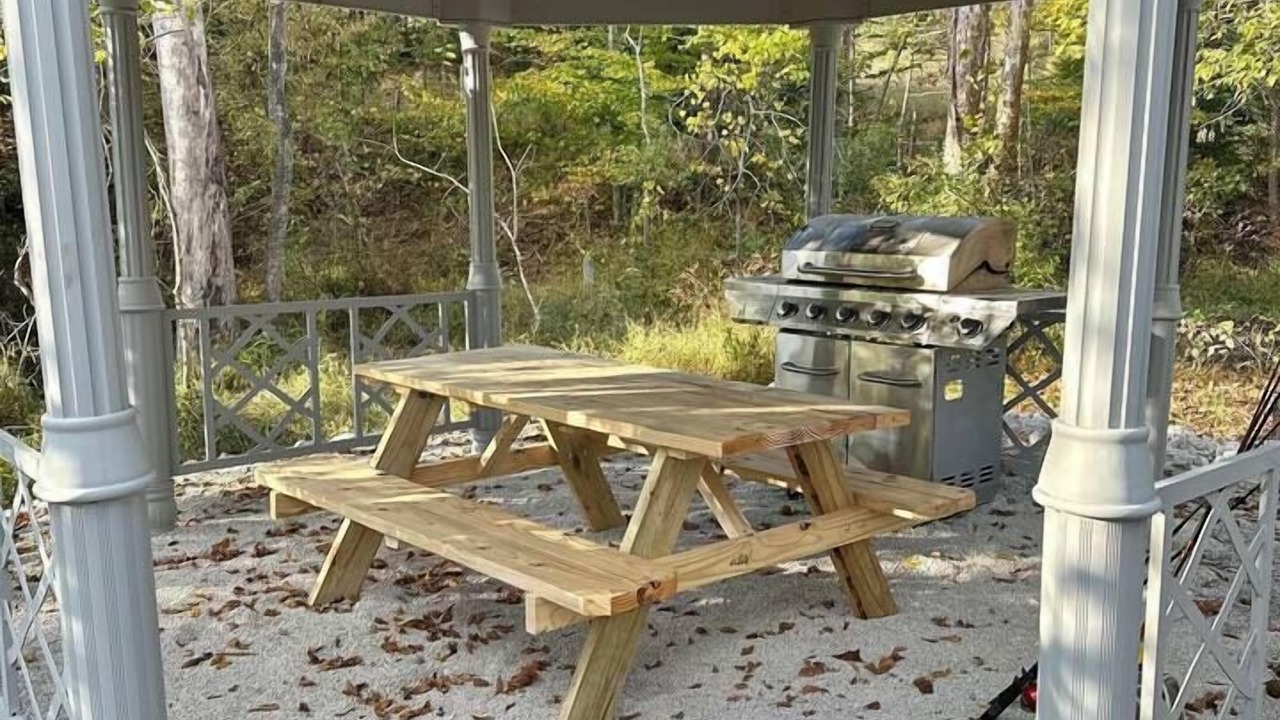 Photo of Outdoor in Apple Grove