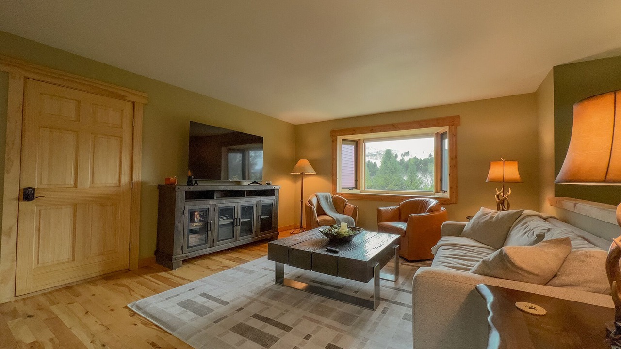 Photo of Livingroom in Bozeman