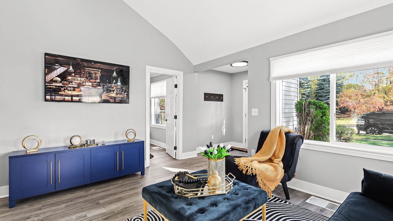 Photo of Livingroom in Royal Oak