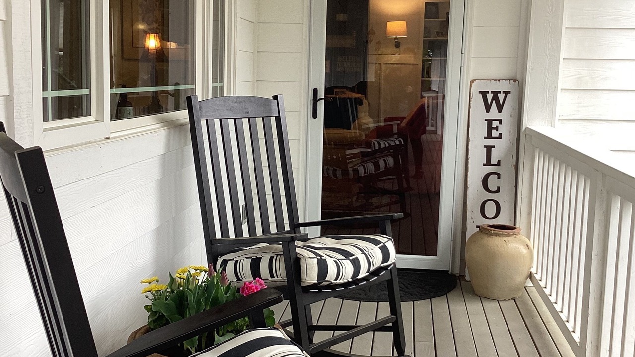Photo of Patio Balcony in Hansville