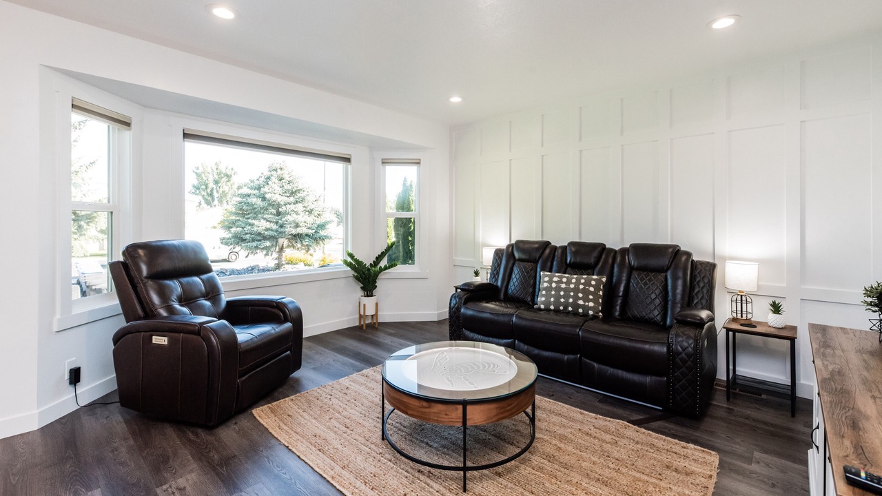 Photo of Livingroom in Logan