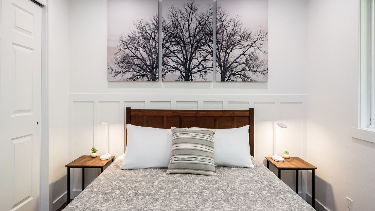 Photo of Bedroom in Logan