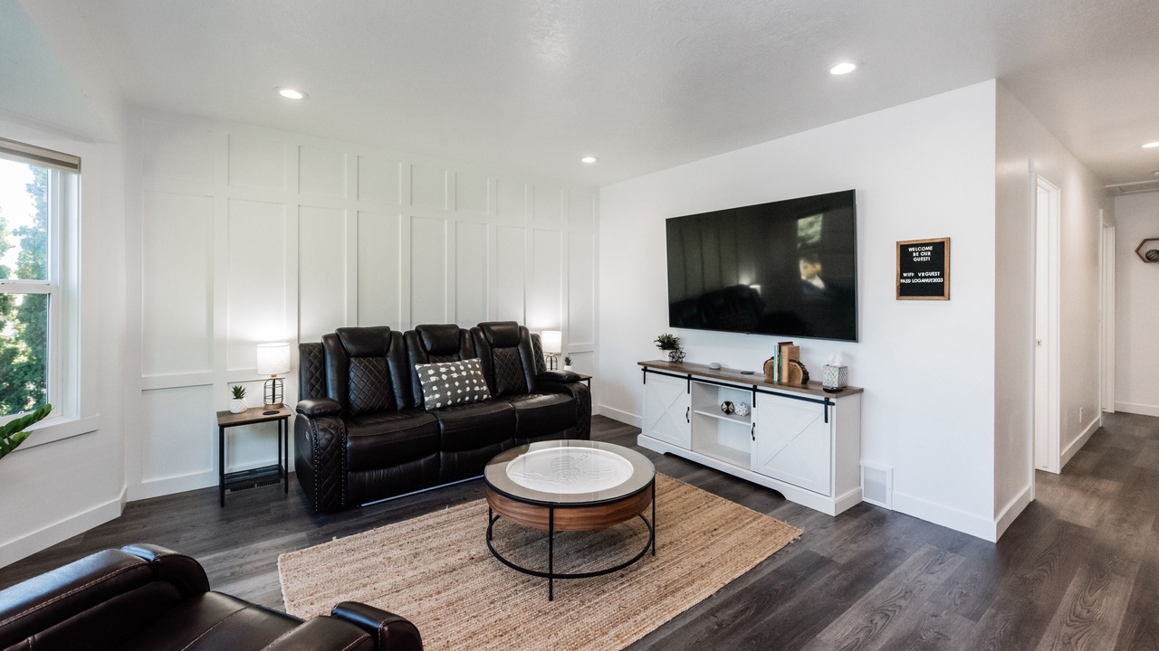 Photo of Livingroom in Logan
