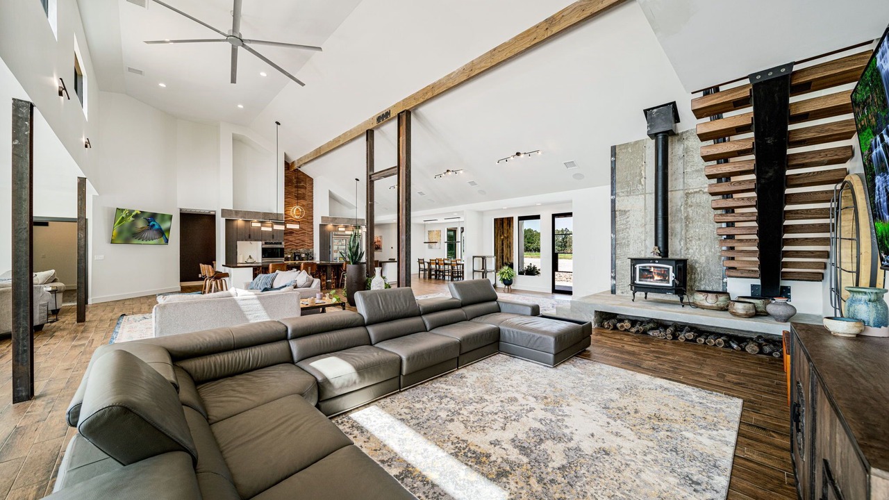 Photo of Livingroom in Bartlesville