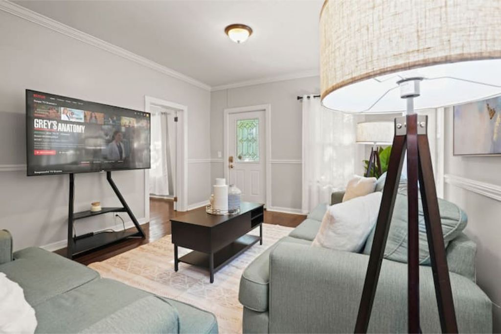 Photo of Livingroom in Knight Park