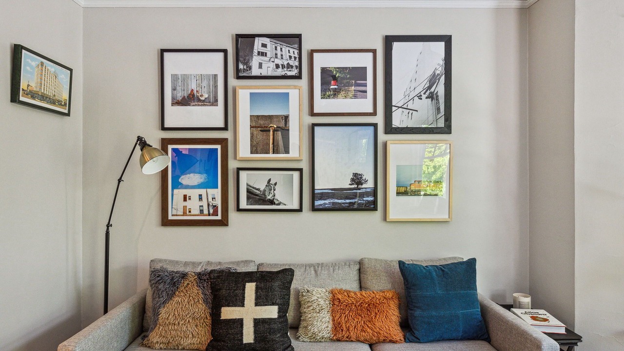 Photo of Livingroom in Rose Park