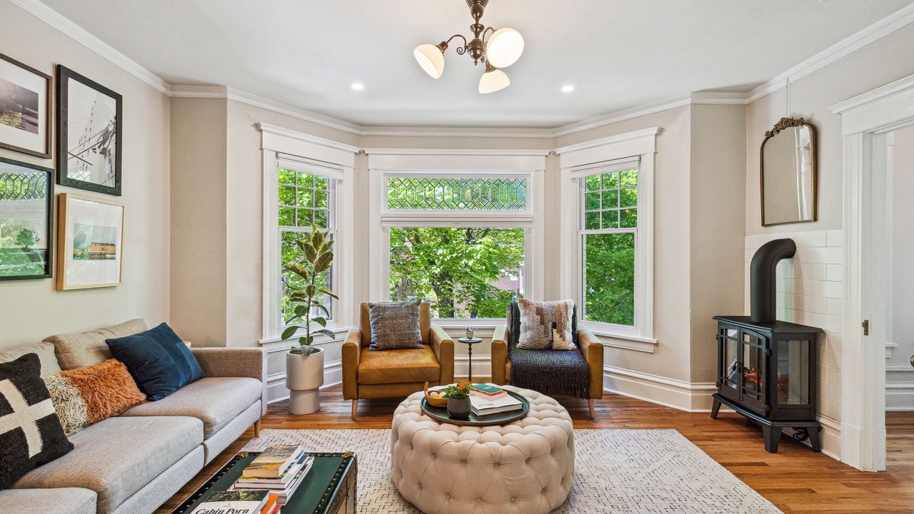 Photo of Livingroom in Rose Park
