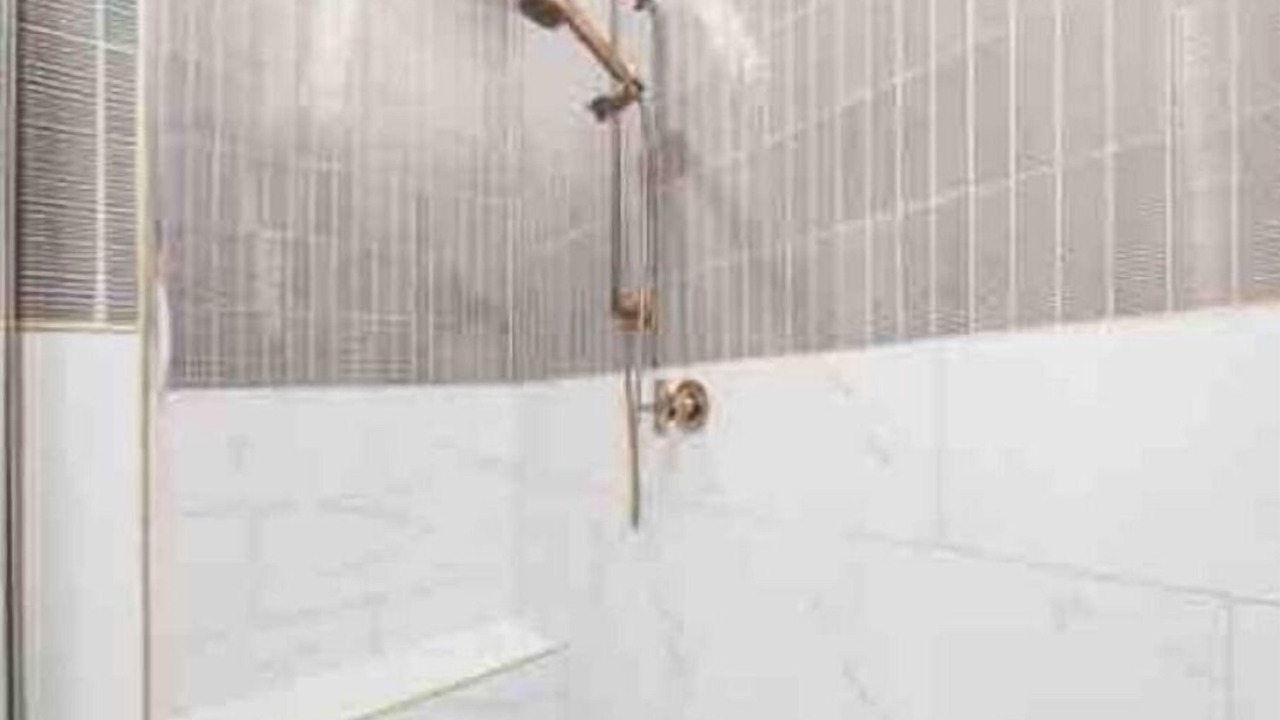 Photo of Bathroom in Downtown Columbus