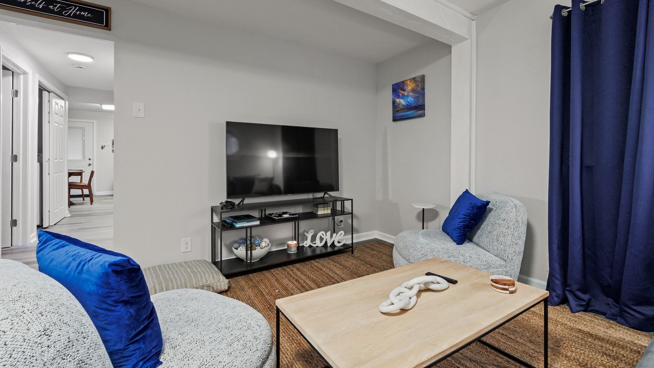 Photo of Livingroom in Buckeye Lake