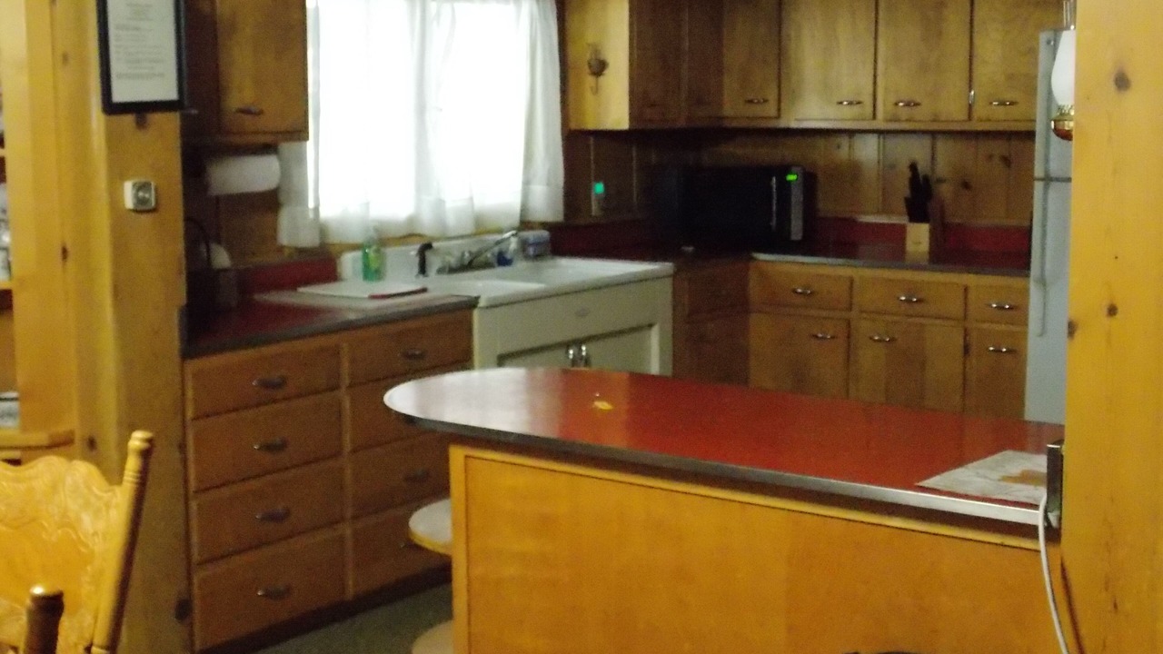 Photo of Kitchen in West Yellowstone