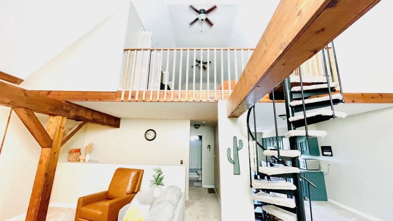 Photo of Livingroom in Marietta