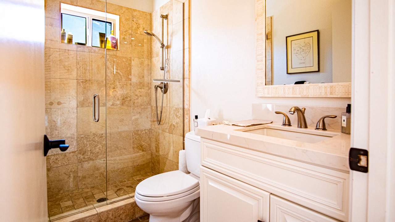 Photo of Bathroom in Elkhorn Village