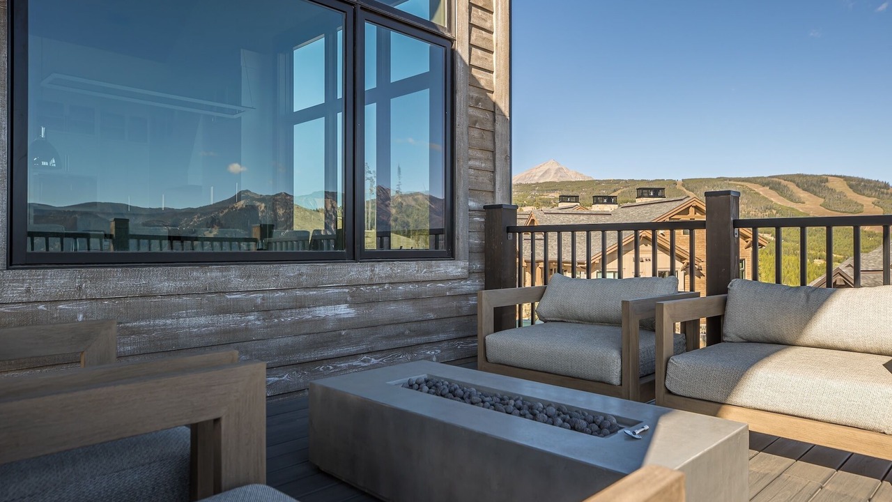 Photo of Patio Balcony in Spanish Peaks