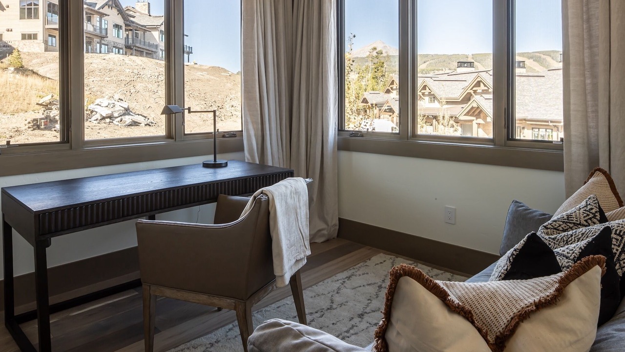 Photo of Livingroom in Spanish Peaks