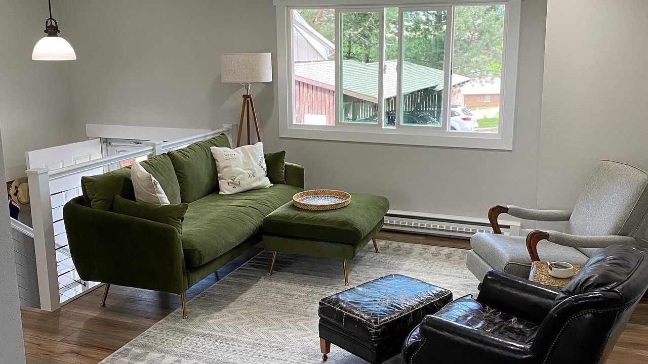 Photo of Livingroom in Moose Can Gully
