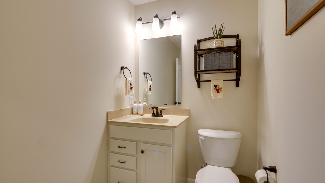Photo of Bathroom in Port Clinton