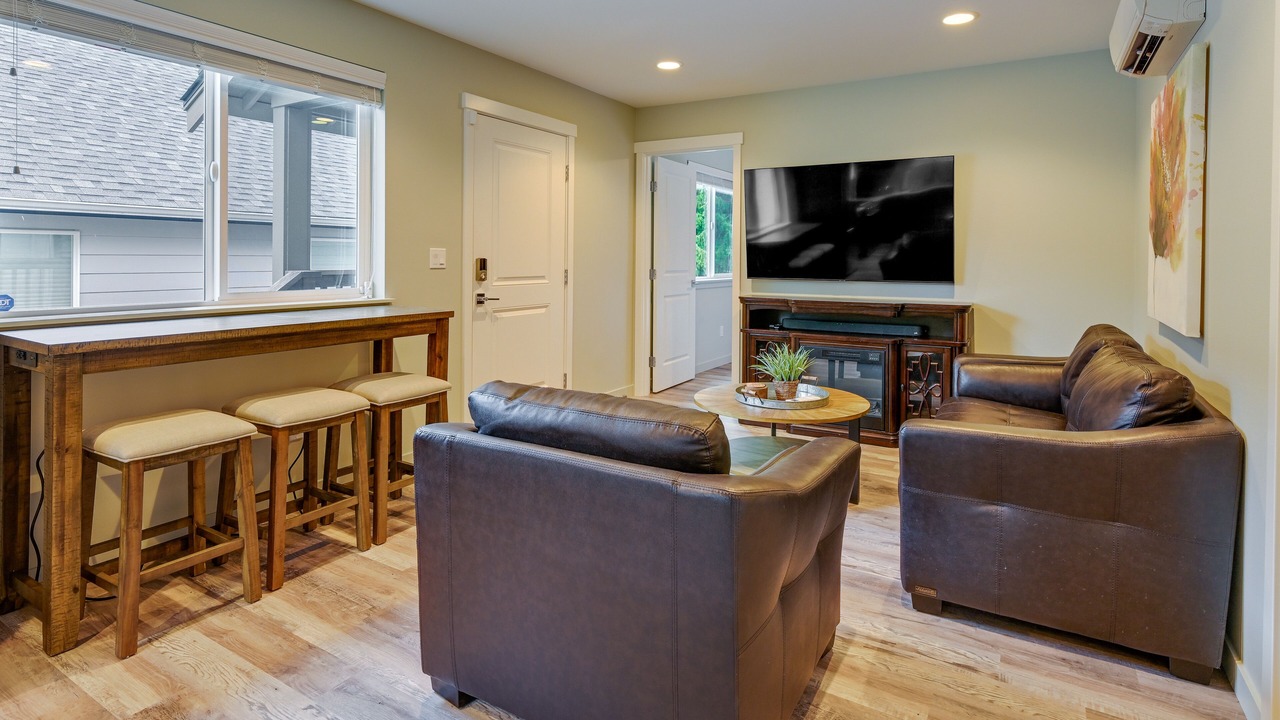 Photo of Livingroom in SeaTac