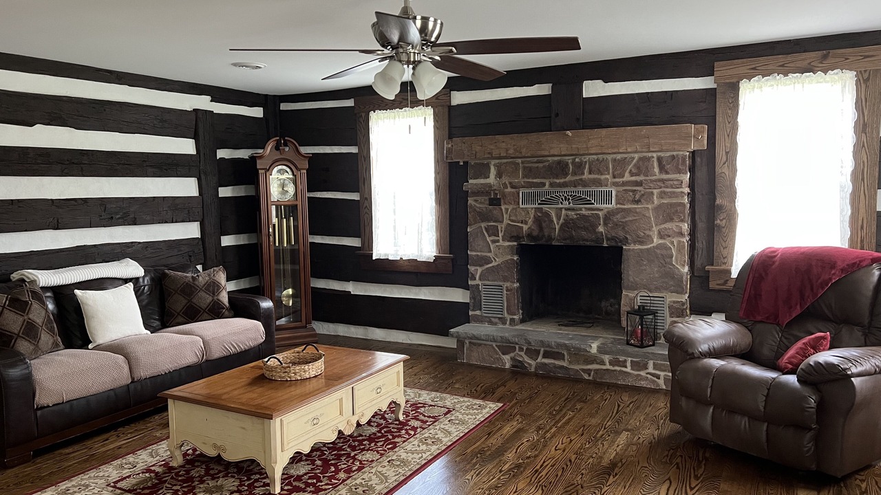 Photo of Livingroom in Tyrone