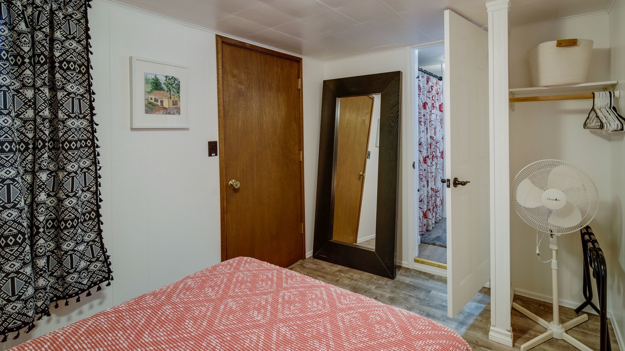 Photo of Bedroom in Newport