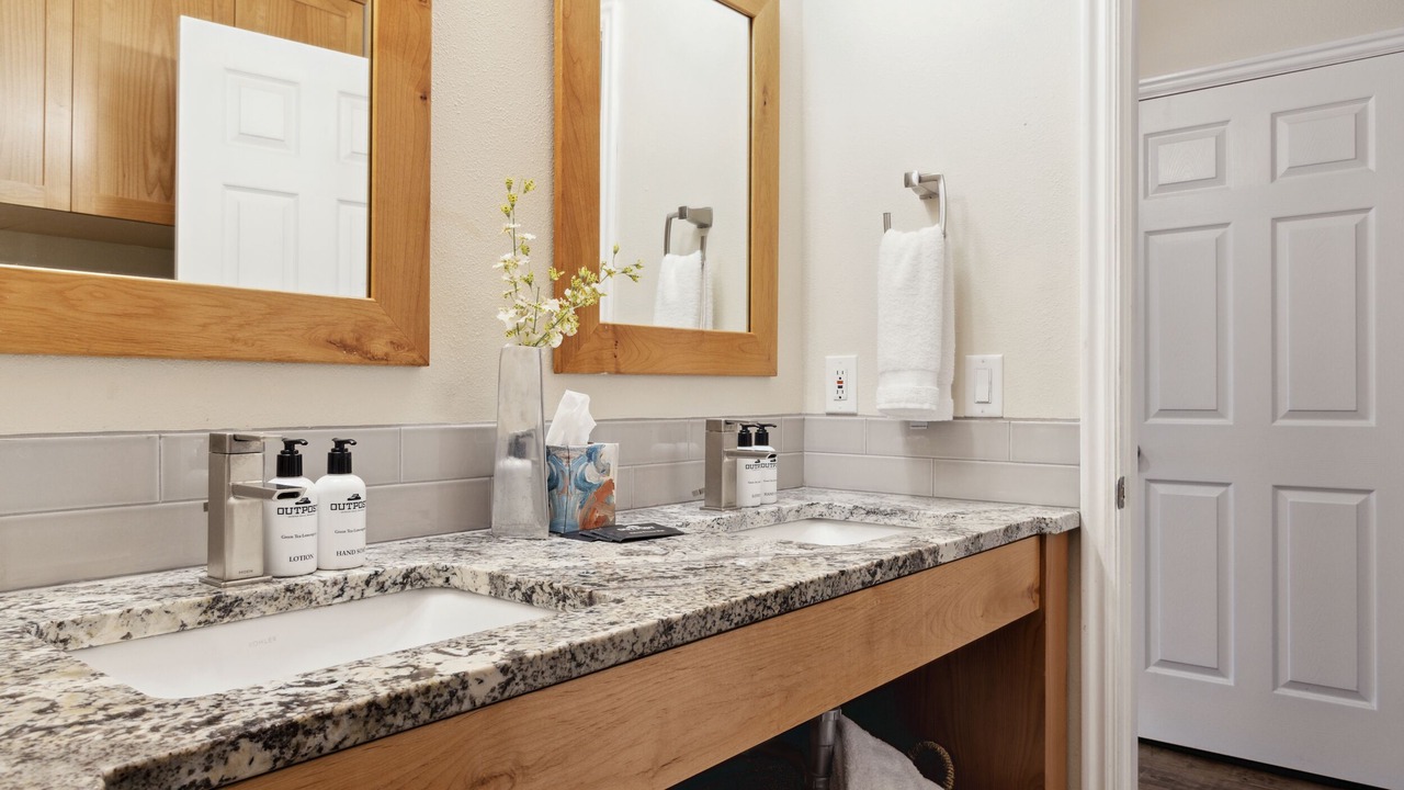 Photo of Bathroom in Moose Wilson Road