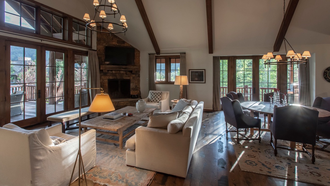 Photo of Livingroom in Hoback Junction