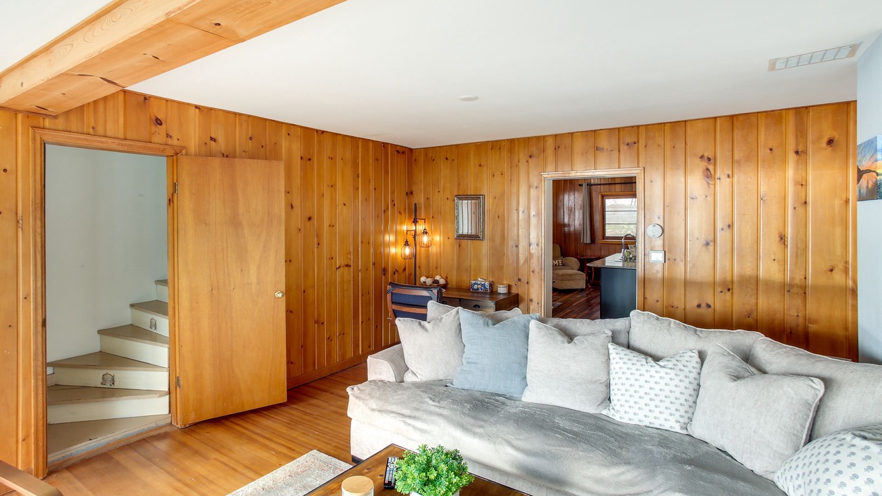 Photo of Livingroom in Harrison