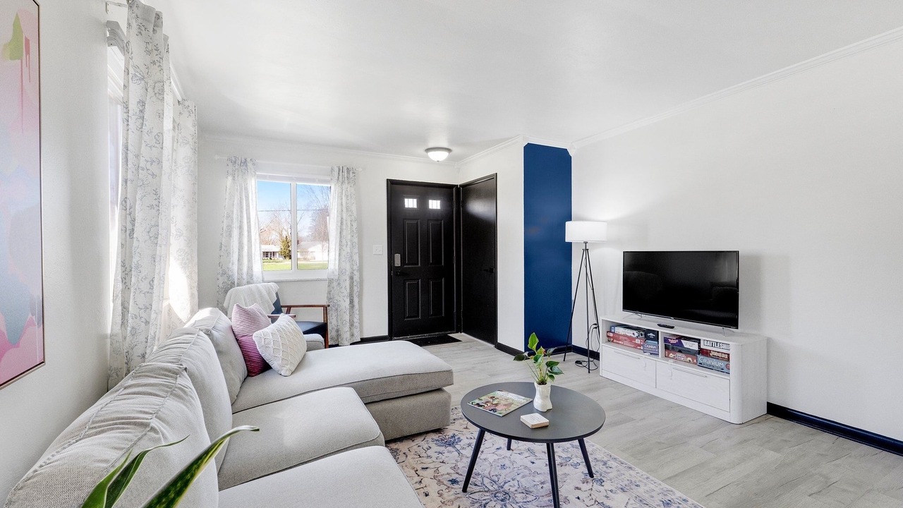 Photo of Livingroom in Saint Marys  Allen County