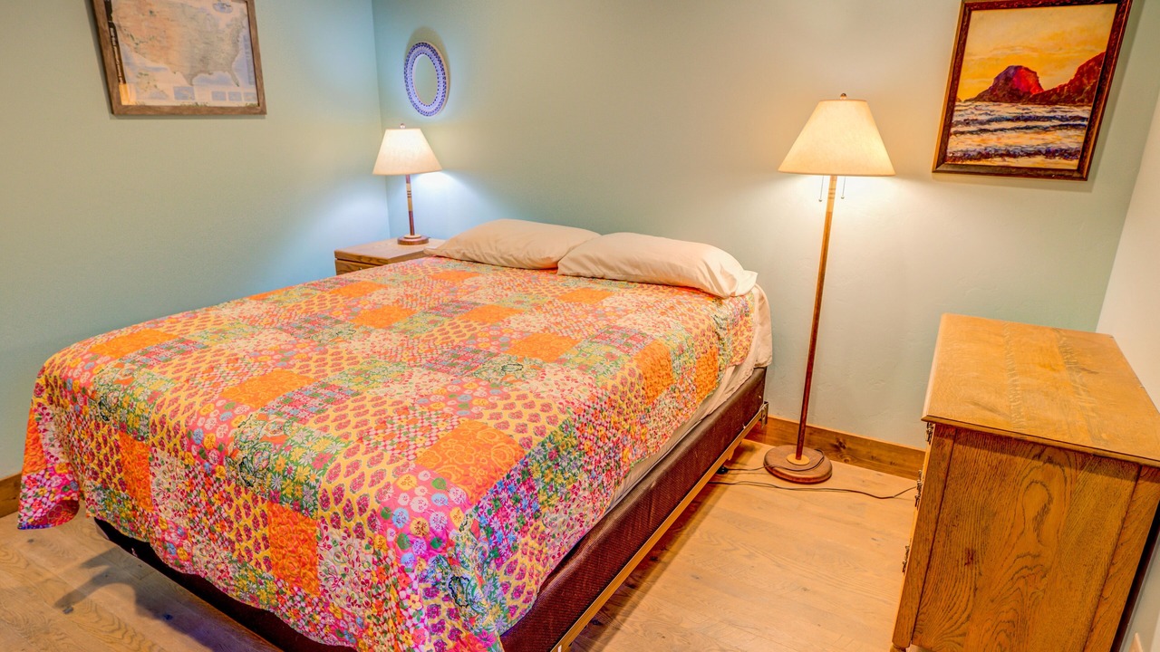 Photo of Bedroom in West Yellowstone