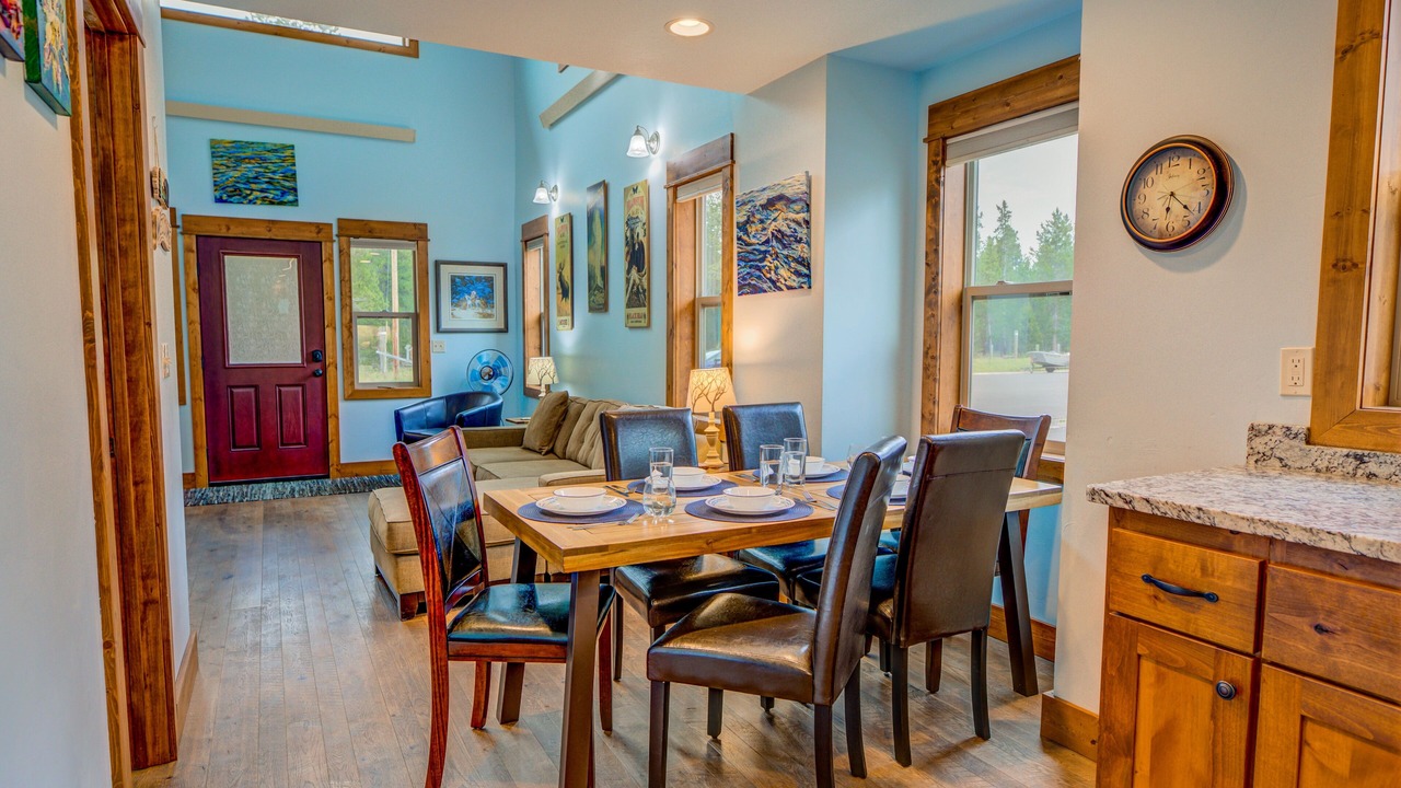 Photo of Bedroom in West Yellowstone