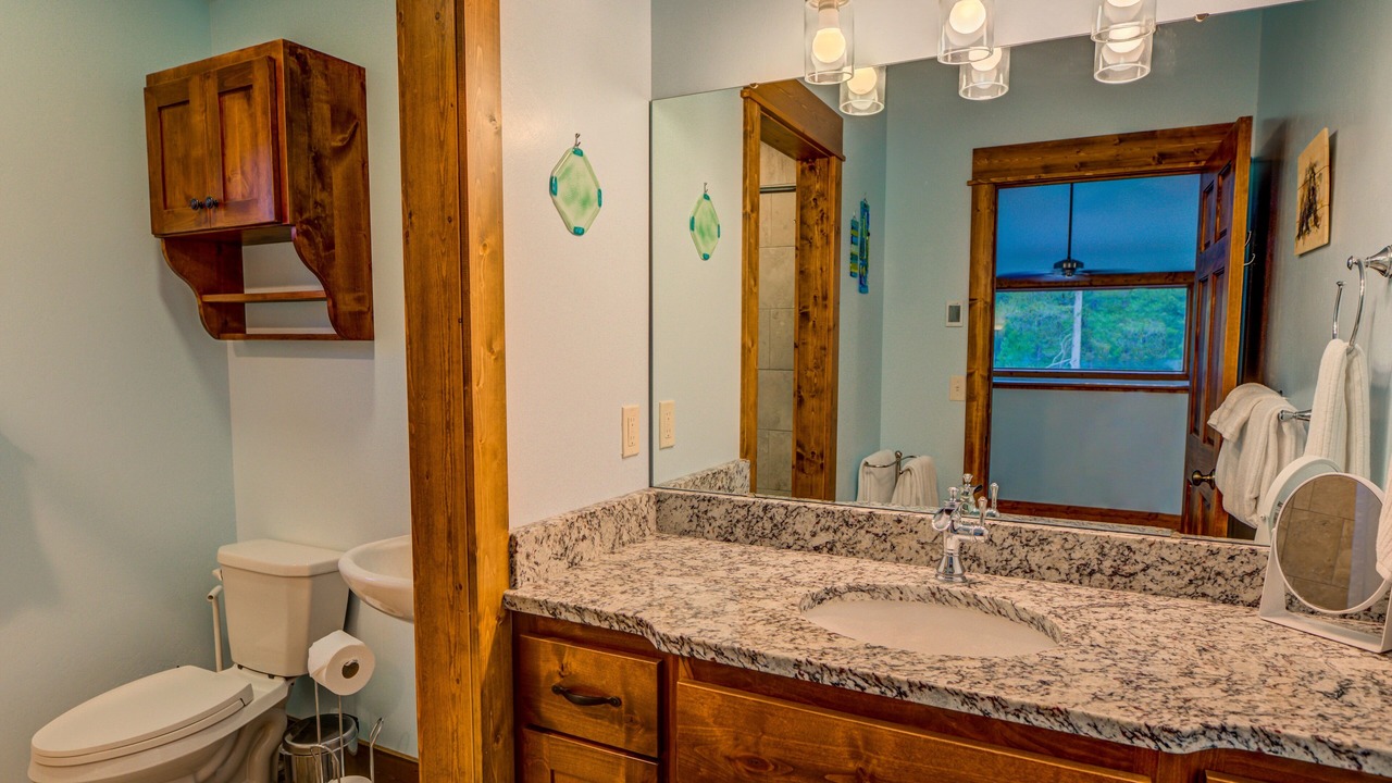 Photo of Bathroom in West Yellowstone