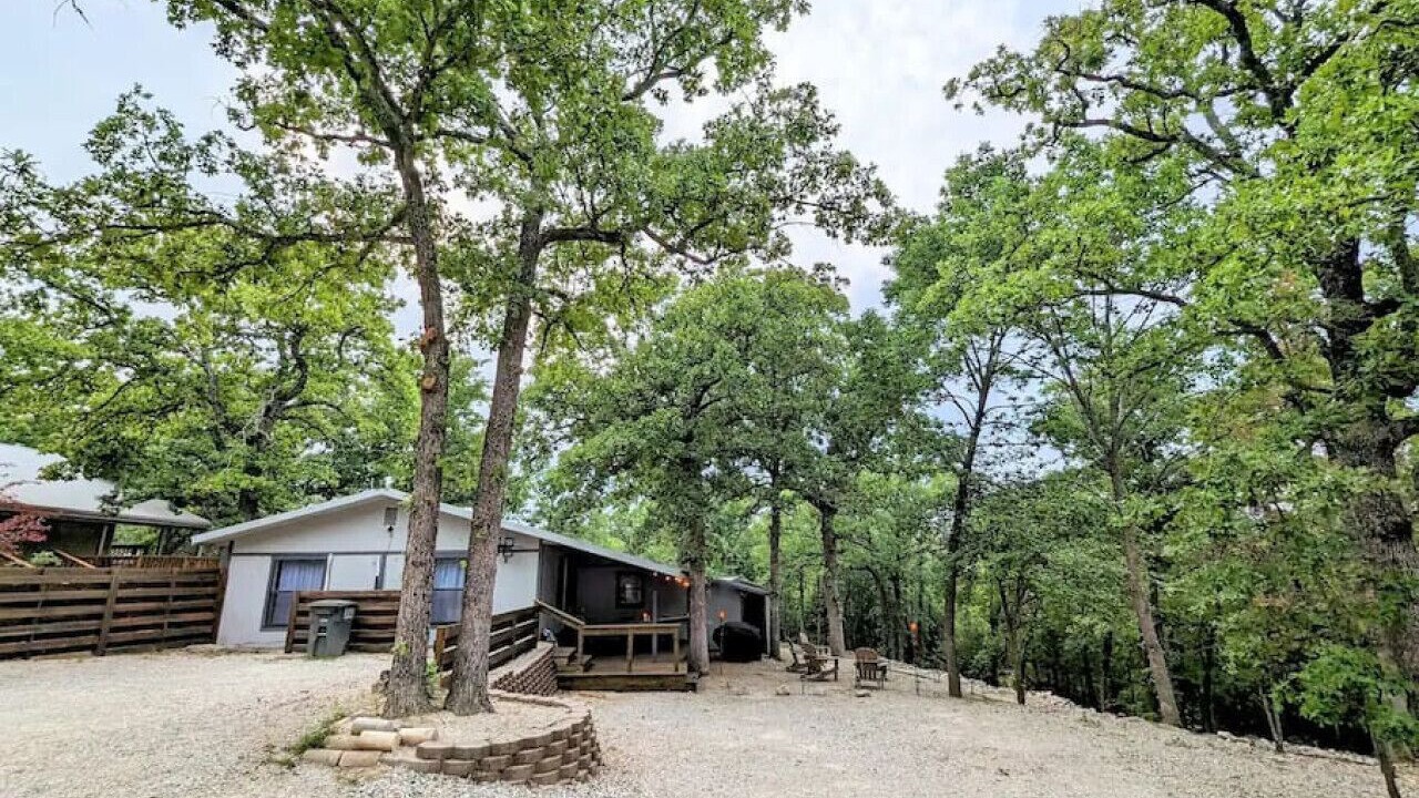 Photo of Outdoor in Sulphur