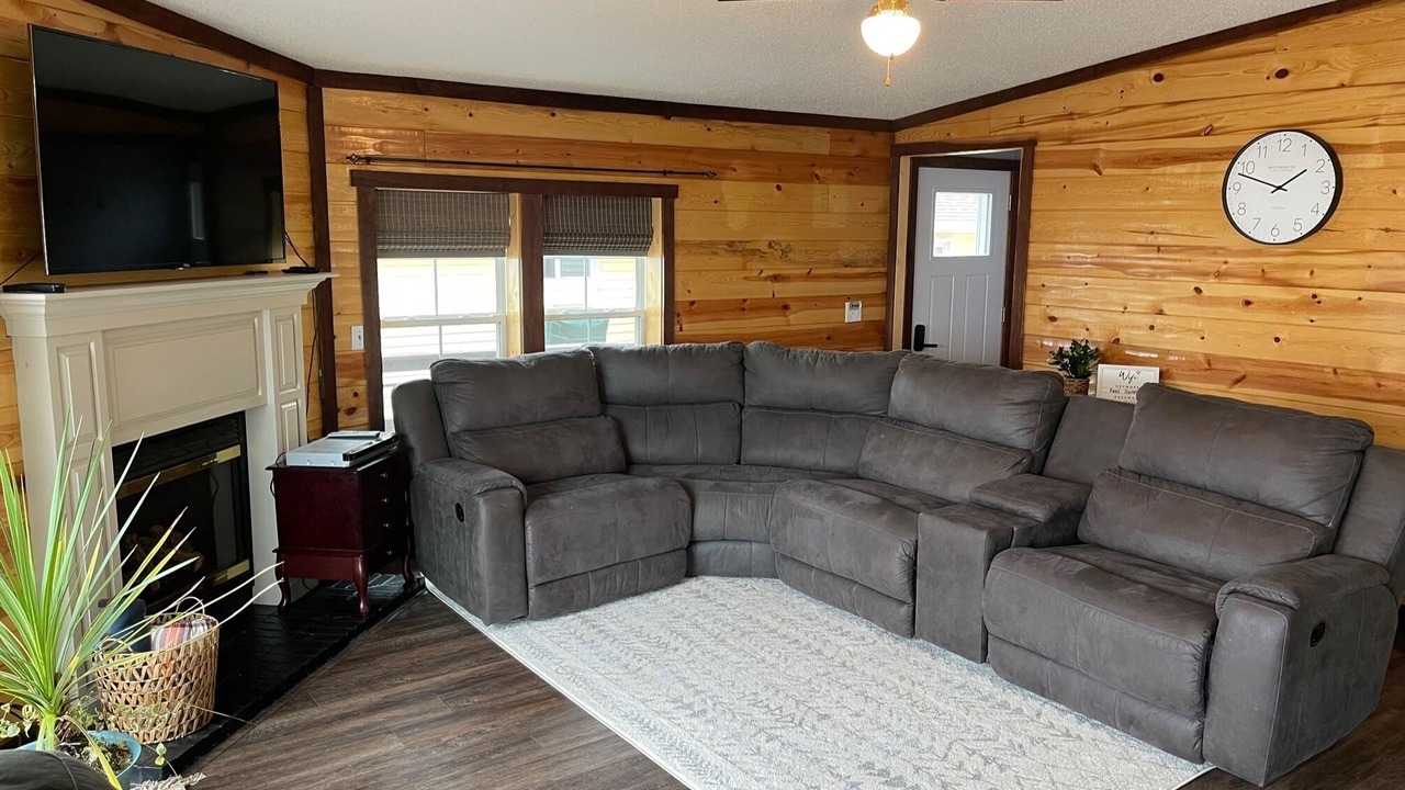 Photo of Livingroom in Big Stone City