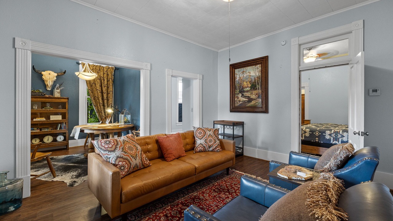 Photo of Livingroom in Custer