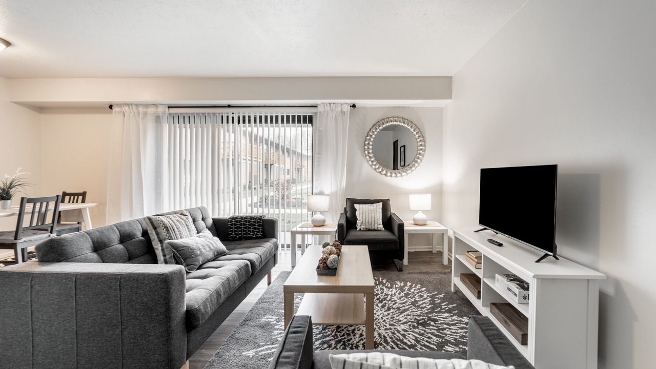 Photo of Livingroom in Mentor