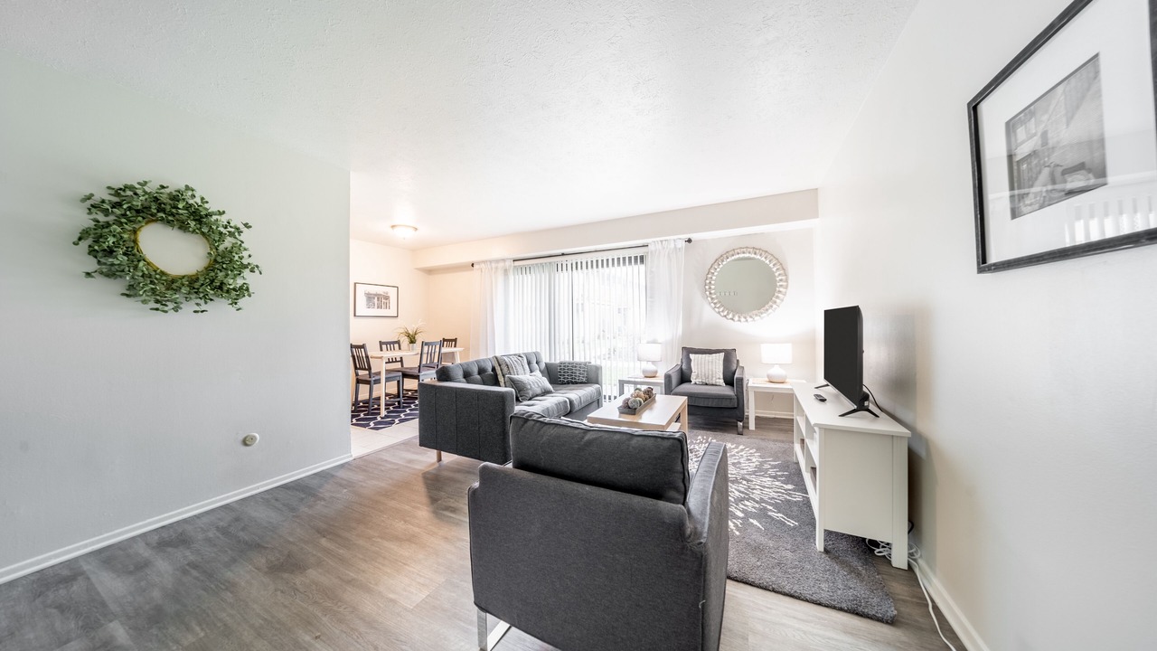 Photo of Livingroom in Mentor