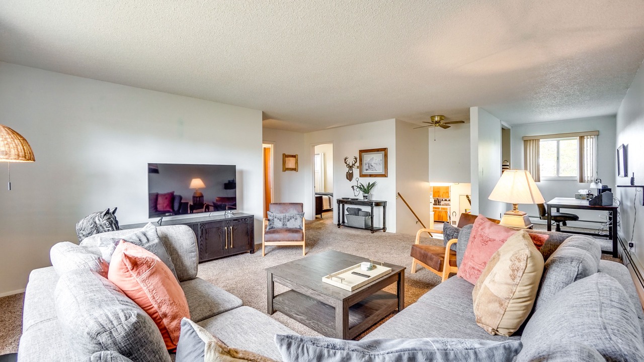 Photo of Livingroom in Laramie